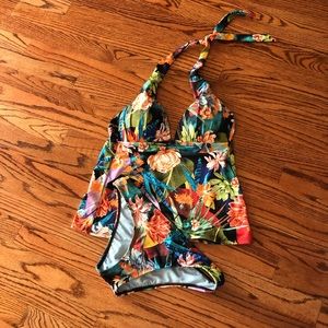 NWOT Hobie halter tankini with bikini bottoms Med